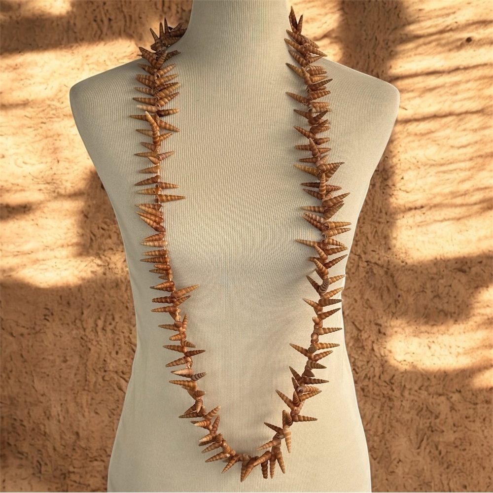 Mermaid Turritella Unicorn Horn Spiral Beachy Boho Shell Necklace Strand 48” - Picture 3 of 11